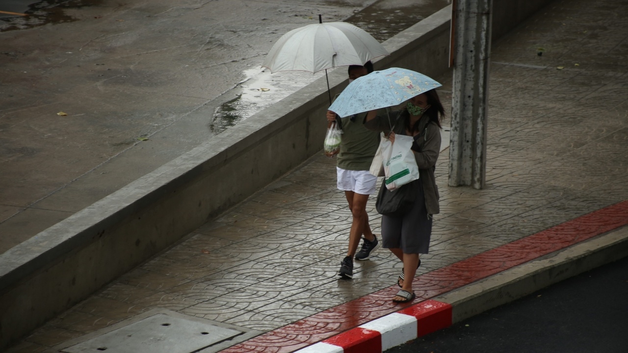 สภาพอากาศวันนี้ ไทยยังมีฝนฟ้าคะนอง ตกหนักภาคตะวันออก กทม.ฝนร้อยละ 40