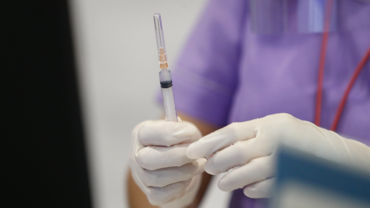 อัปเดตฉีดวัคซีนโควิด-19 ในไทย 108 วัน ยอดสะสม 6.7 ล้านโดส