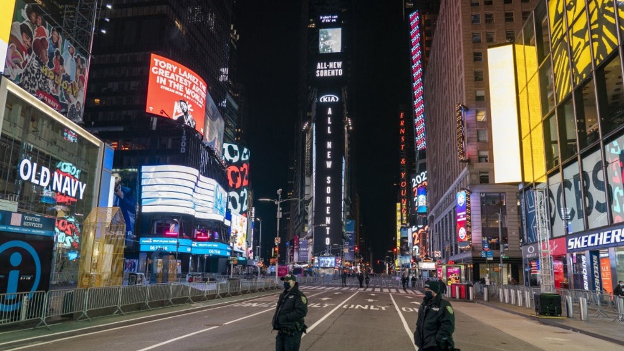 ยอดตายโควิดสหรัฐฯ ทะลุ 6 แสนศพ 'ไบเดน' วอนปชช.เข้าฉีดวัคซีน