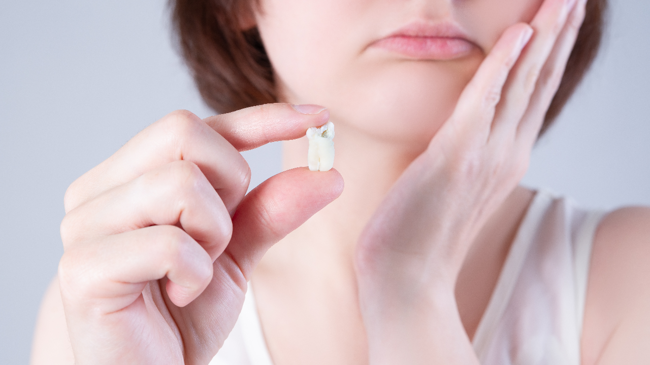 ไขข้อข้องใจ "ฟันคุด" คืออะไร หากไม่ถอนจะเป็นอันตรายหรือไม่?