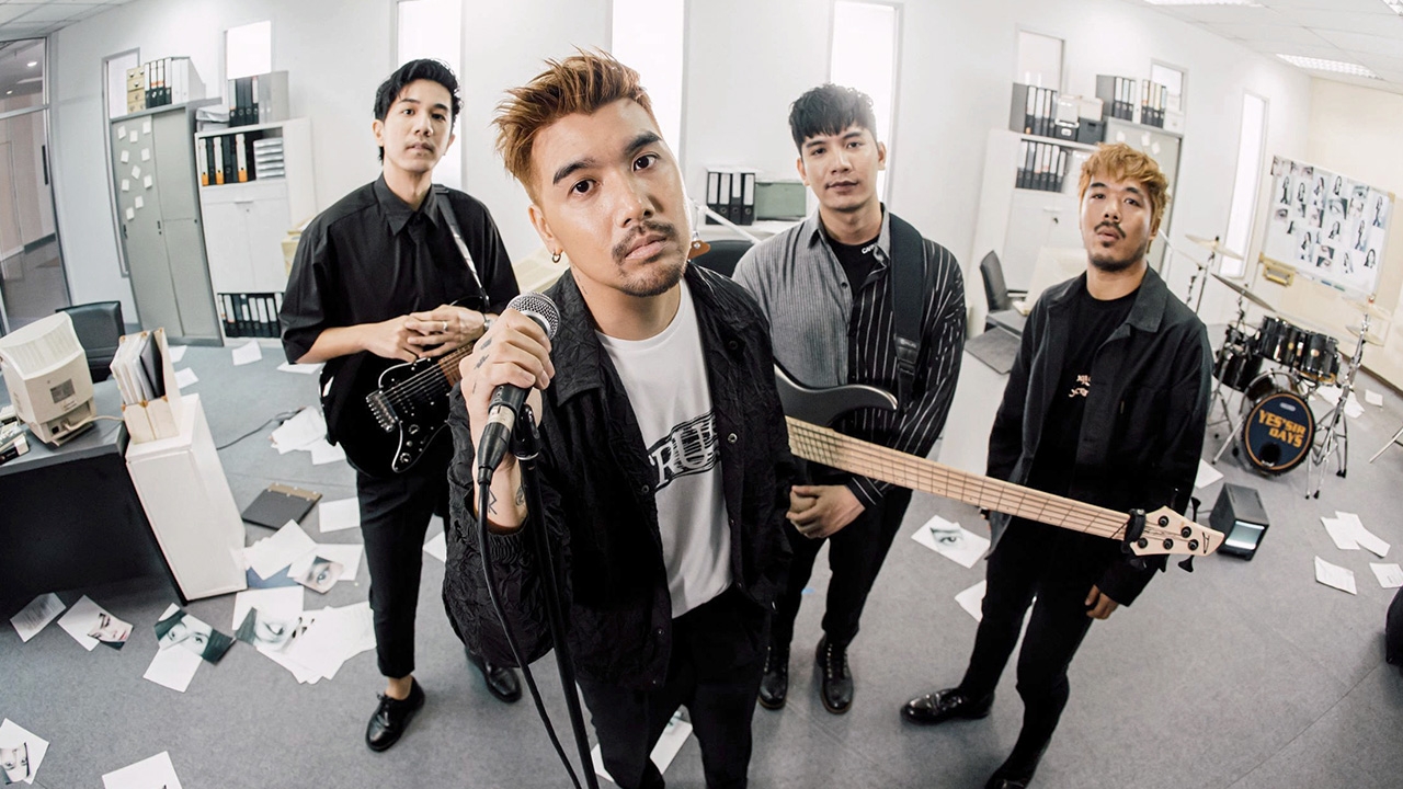 "เยสเซอร์เดย์" ปล่อยซิงเกิล "สถานะไหนในสายตา" ดึง "แบงค์ ธิติ" ถ่ายทอดเอ็มวีสุดจี๊ด