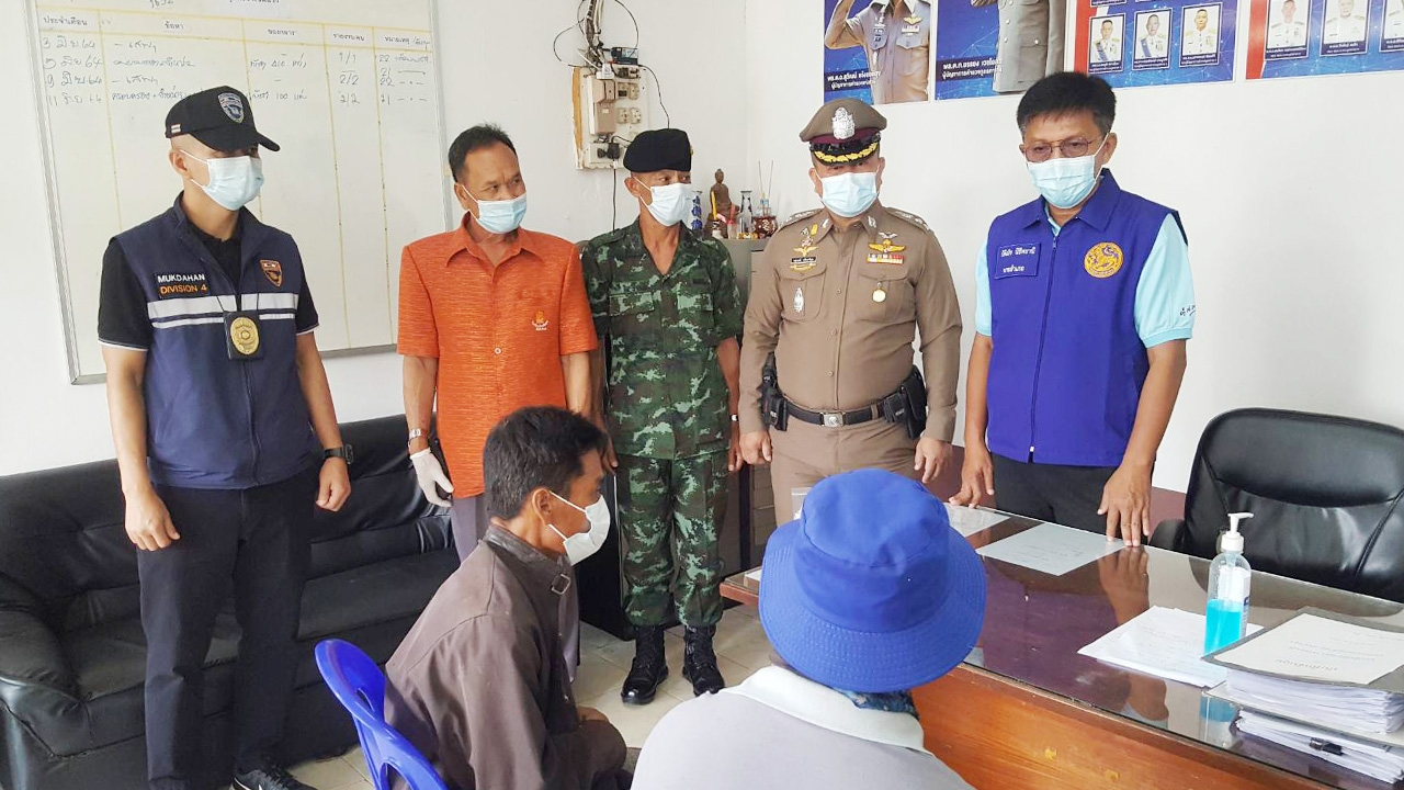 รวบคาด่าน 2 หนุ่ม ลอบขนกัญชา 100 กก. จากมุกดาหารปลายทางบัวใหญ่