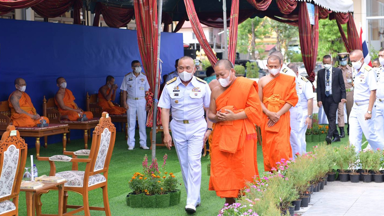 ผบ.ทร. เปิดฌาปนสถาน วัดสารอด ผุดโครงการ "ร่วมไว้อาลัย จ่ายให้ในคืนแรก"