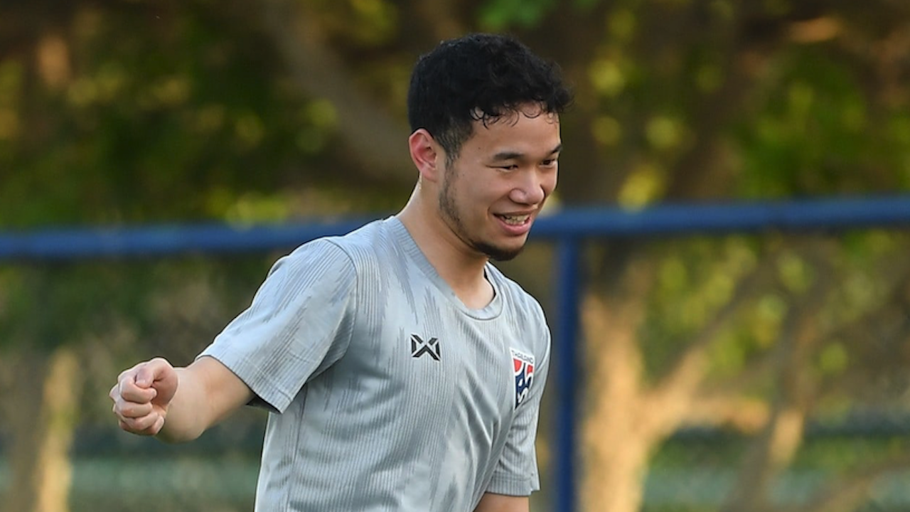 ทีมชาติไทย ยิ้ม "ธนวัฒน์" คัมแบ็กซ้อม ลุ้นลงบู๊มาเลเซีย คัดบอลโลก