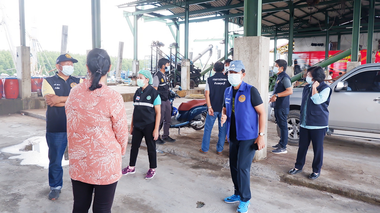 สสจ.พังงา ตรวจเชิงรุกคลัสเตอร์ชุมชนบ้านหินลาด พบโควิดเพิ่ม 31 ราย 