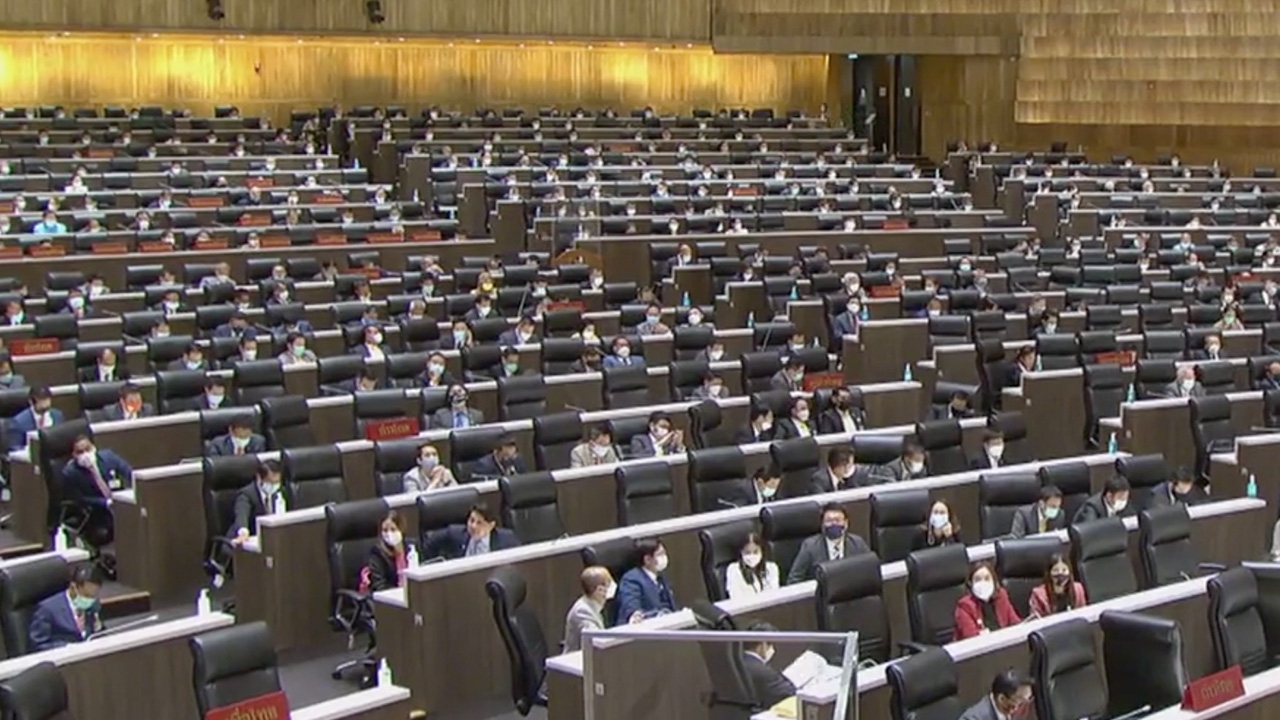 ฉลุย! ที่ประชุมร่วมรัฐสภา ผ่าน ร่าง พ.ร.บ.ประชามติ 611 ต่อ 4 งดออกเสียง 2
