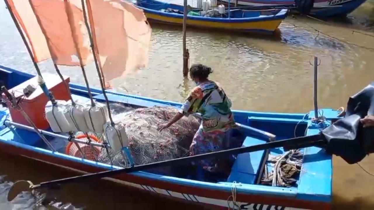 ยายอายุ 67 ปี ถูกจับครั้งที่ 4 ขายยาบ้า ช่วยครอบครัวฝ่าวิกฤติโควิด-19