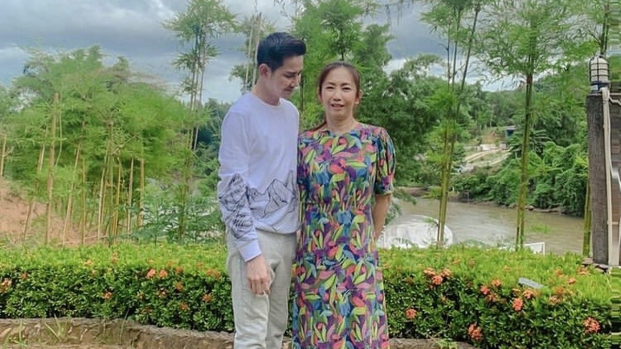 เปิดโมเมนต์อบอุ่นของ ไชยา มิตรชัย กับภรรยา แบบเรียบง่าย ไม่หวือหวา