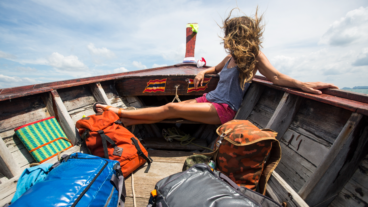 ส.ว.สถิตย์ ลิ่มพงศ์พันธุ์ ชี้ข้อตกลงอาเซียน จะช่วยขยายบทบาทท่องเที่ยว