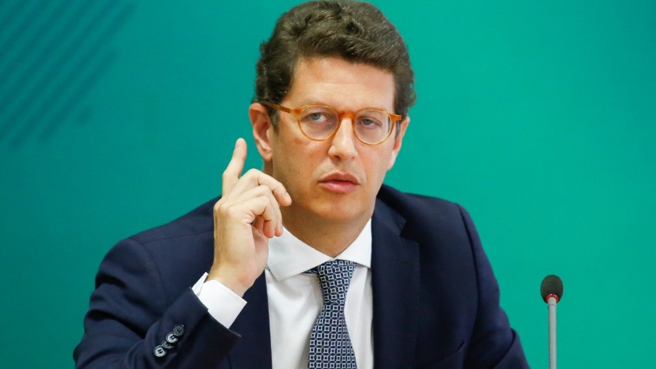 รมว.สิ่งแวดล้อมบราซิลลาออก เซ่นขวางตำรวจสืบคดีตัดไม้ป่าอเมซอน