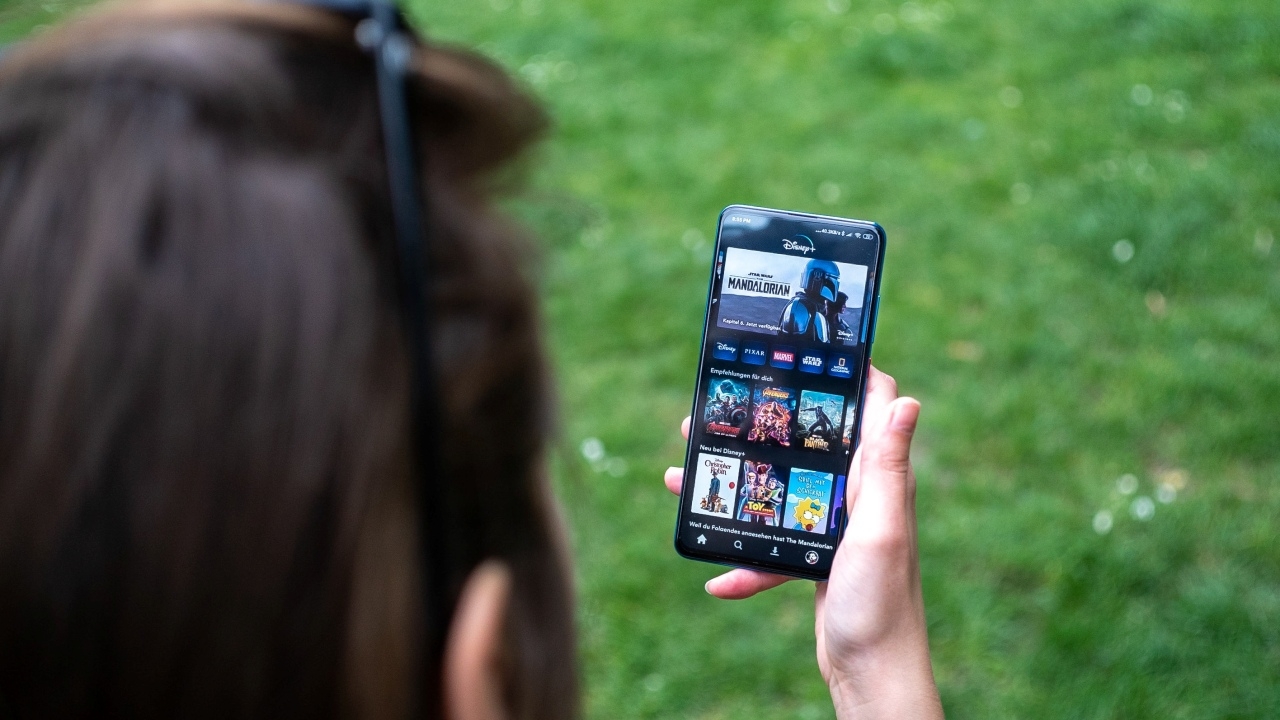 AIS เคาะราคา Disney+ Hotstar เดือนละ 49 บาท เริ่มสตรีม 30 มิ.ย.