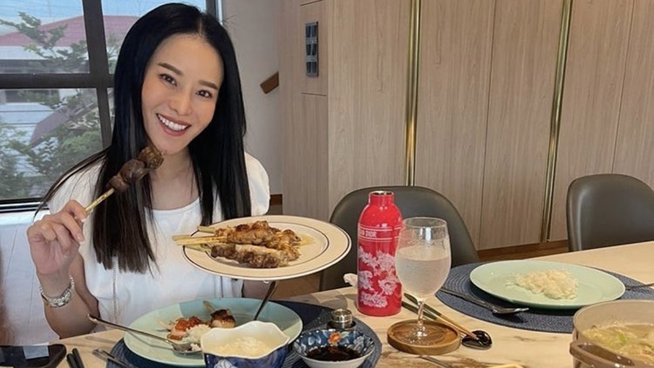 หนิง ปณิตา ลงภาพอาหารเต็มโต๊ะ แต่กลับถูกมองอวดรวย 
