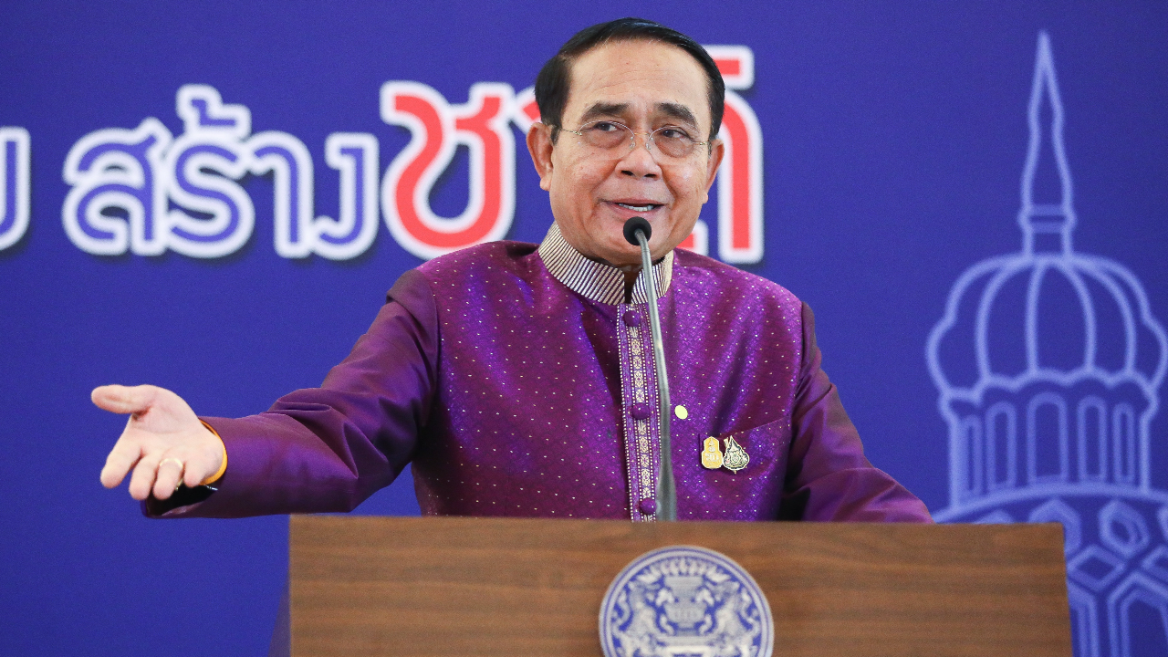 “ประยุทธ์” โยนแพทย์ตัดสินใจสูตรฉีดวัคซีนสลับยี่ห้อ ย้ำ ต้องพิจารณาถี่ถ้วน