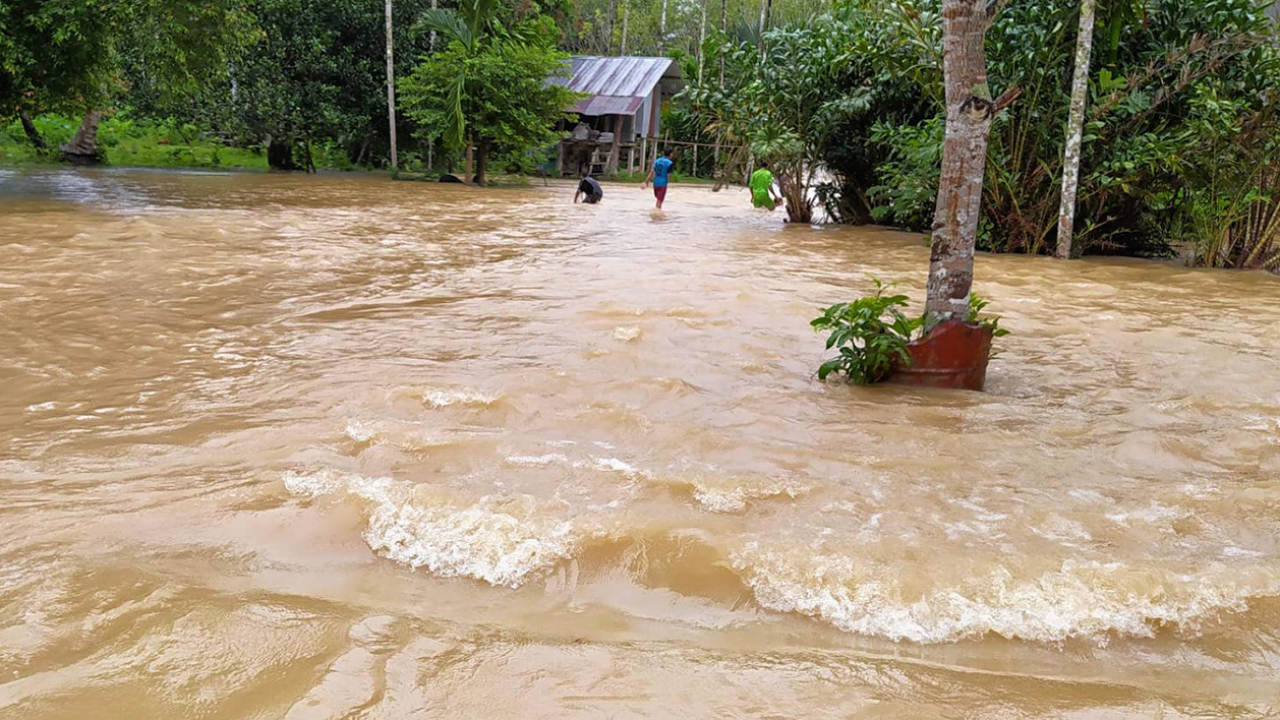 สภาพอากาศวันนี้ ทั่วไทยฝนหนัก 45 จว.อ่วม-ระวังน้ำท่วม ทะเลคลื่นลมแรง