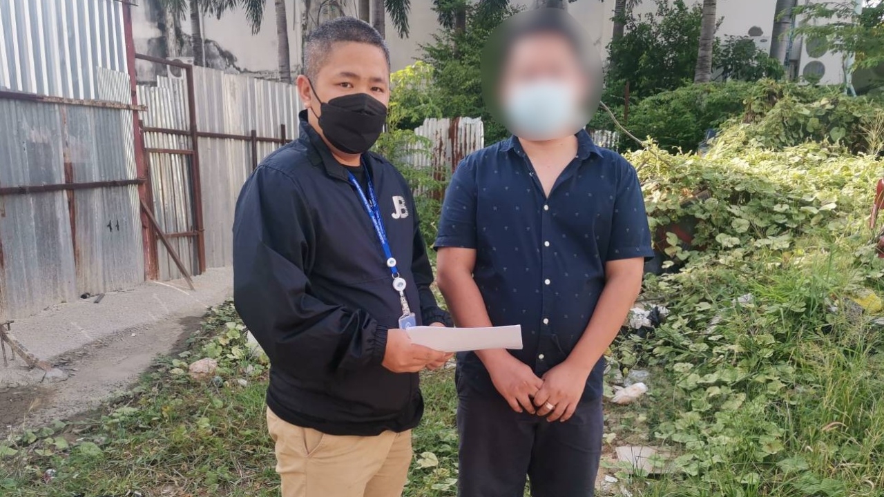 รวบ "เอิร์ธ แม่กลอง" หลอกขายหลวงพ่อเงินเก๊ รับมาแค่องค์ละ 18 ขายไป 100