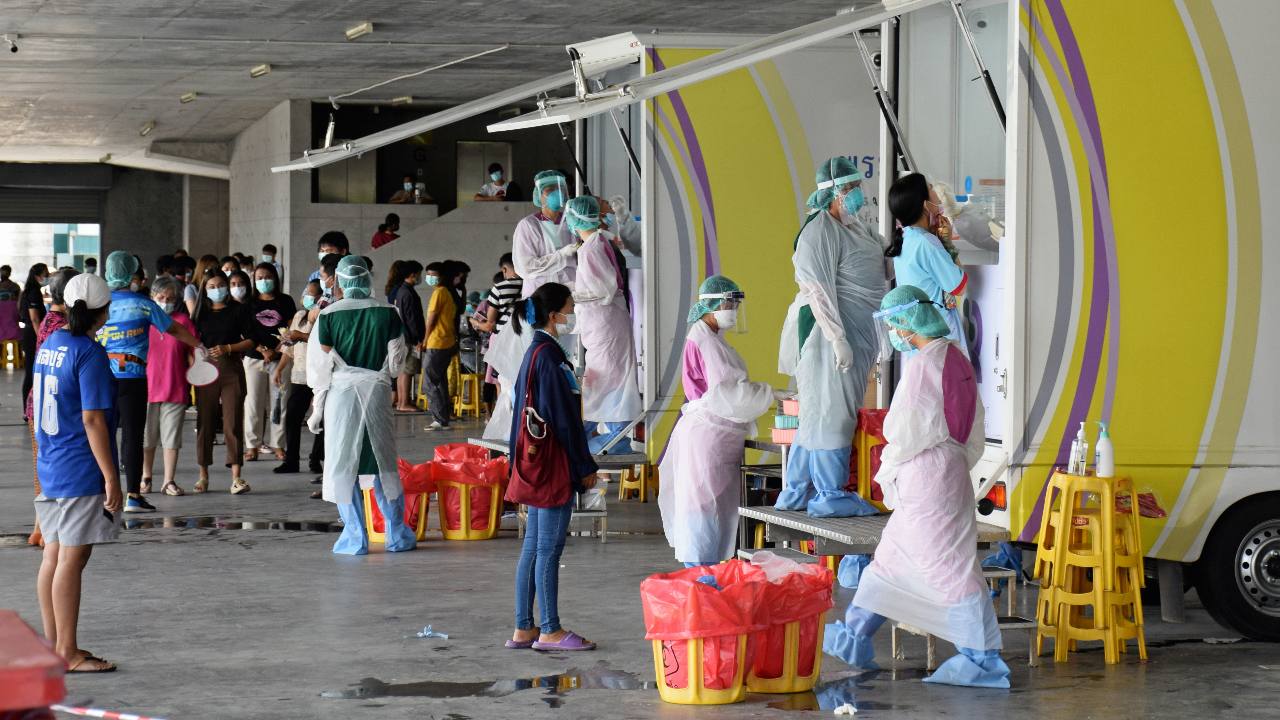  ศบค. ยอมรับ ผู้ติดเชื้อโควิด-19 สัปดาห์หน้าอาจถึง 10,000 รายต่อวัน