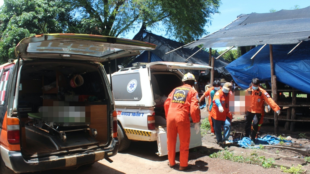 สุดช็อก 3 ศพ ดับคาโรงเพาะเห็ด คาดปล่อยก๊าซอบเชื้อ ทำขาดออกซิเจน