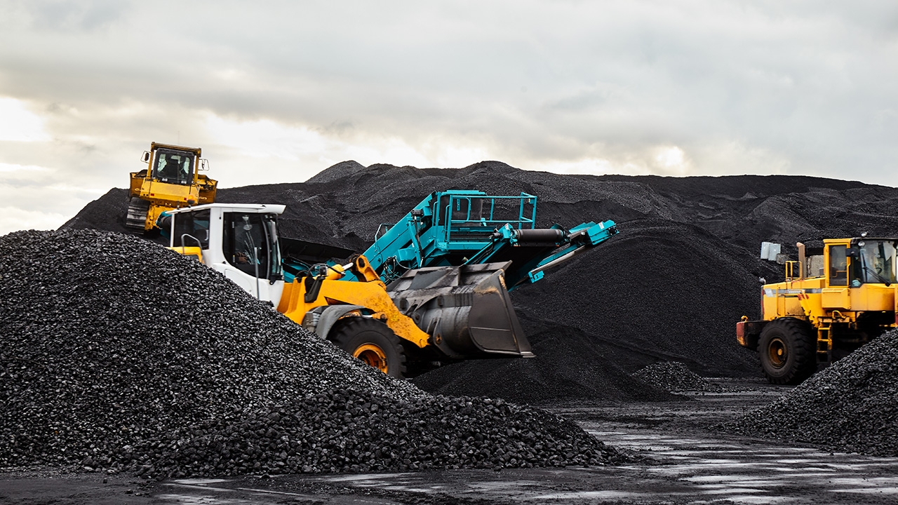 ตั้งเป้าหยุดใช้ถ่านหิน