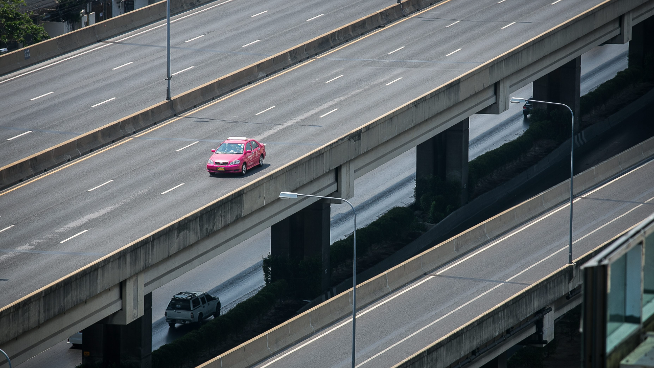 เช็กเลย 10 จังหวัดควบคุมสูงสุดและเข้มงวด ห้ามออกจากบ้าน 3 ทุ่ม-ตี 4