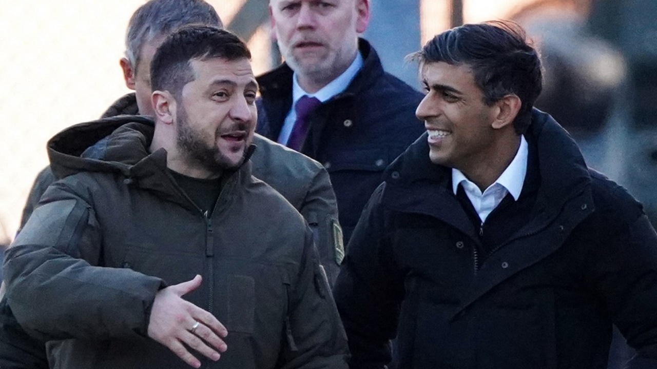 เซเลนสกีดอดเยือน UK-นายกฯ อังกฤษไม่ตัดโอกาส ส่งบินรบให้ยูเครน