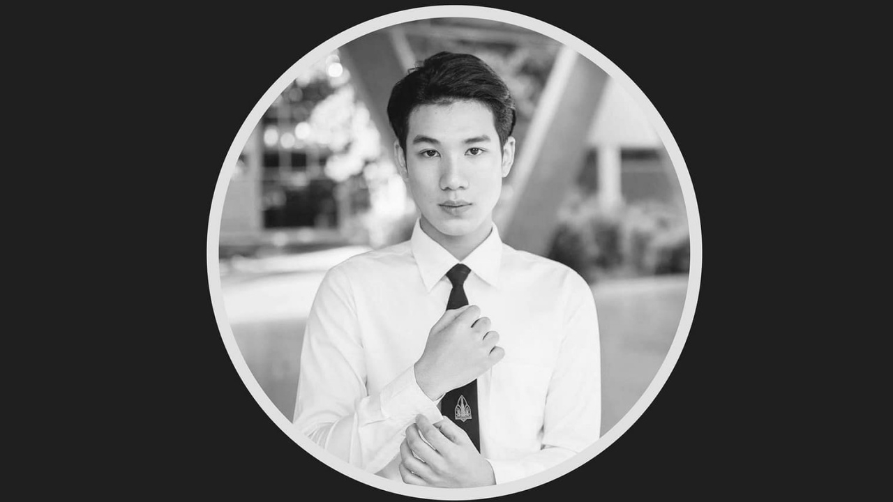 โซเชียลอาลัย นักศึกษาแพทย์ ปี 5 ขับเก๋งพุ่งเสียหลักชนเสาร้านค้า ดับคาที่