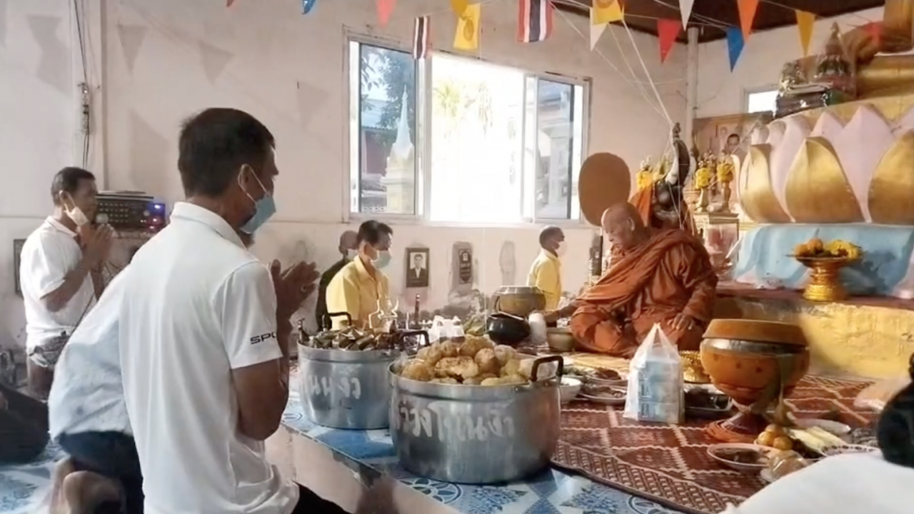 สืบสานงานบุญประทายข้าวเปลือก งานบุญฮีตที่ 2 หลังเก็บเกี่ยวที่บ้านโนนงิ้ว