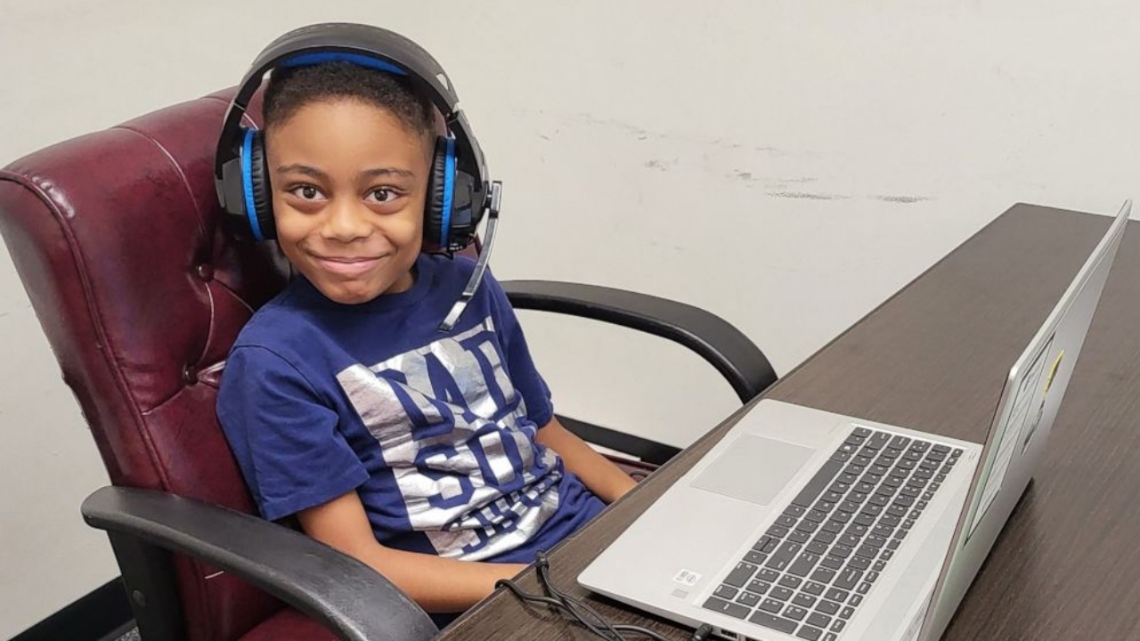 เด็กมะกันสุดเจ๋ง 9 ขวบจบมัธยม พร้อมเรียนต่อวิทยาลัยในสหรัฐฯ