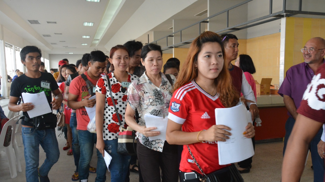 "กรมการจัดหางาน" ขยายเวลา พา ต่างด้าวตีวีซ่า-ส่งหลักฐานถึง 15 พ.ค. 66