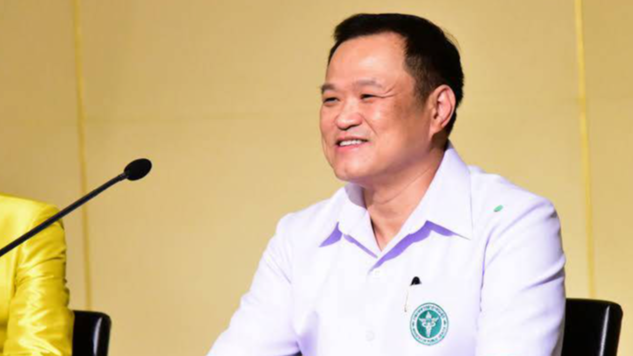 "อนุทิน" อวยพร "หมอสุภัทร" รับตำแหน่ง ผอ.รพ.สะบ้าย้อย มั่นใจฝีมือพัฒนา