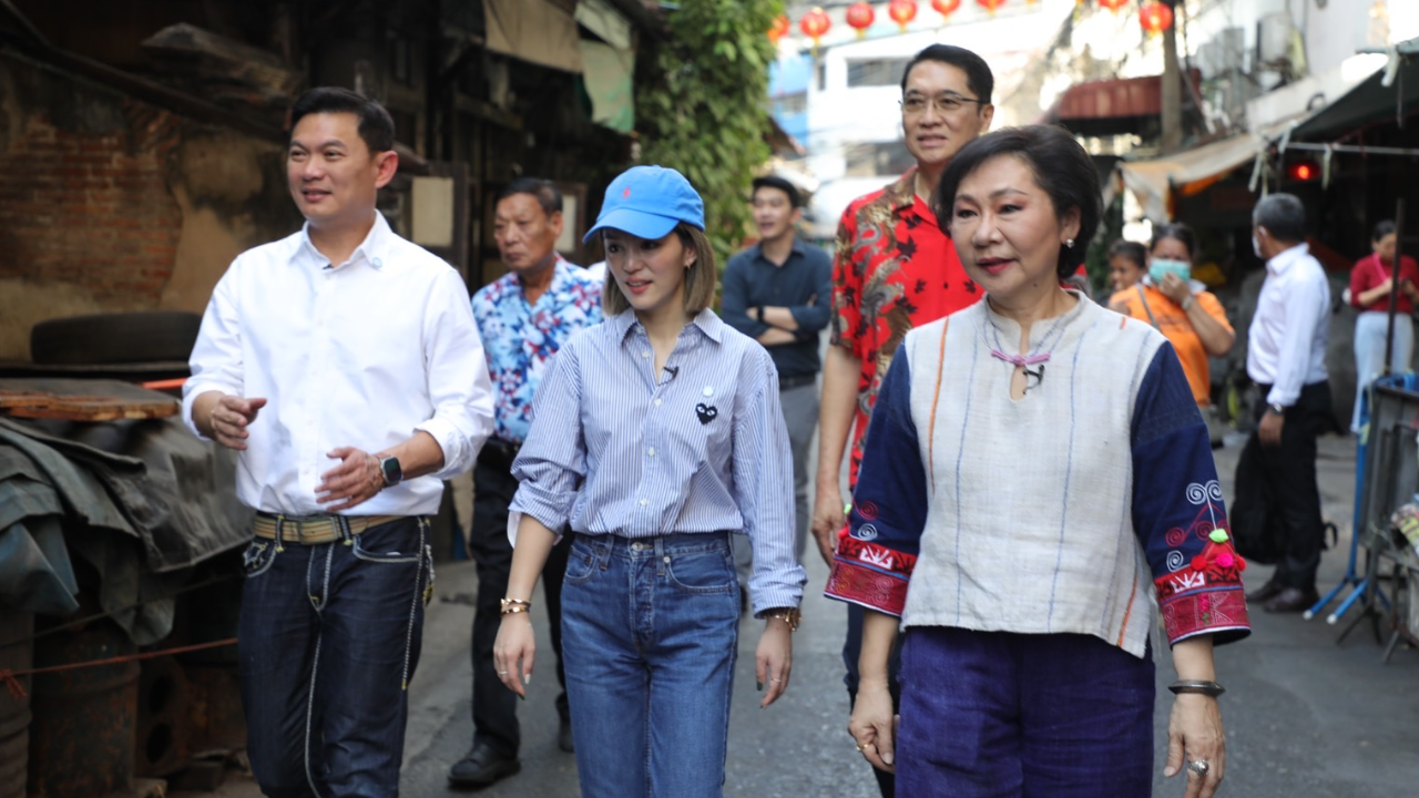 ทีม ปชป.กทม.ควง "เจิมมาศ" ลุย "ตลาดน้อย" ชู อัตลักษณ์เด่นในพื้นที่