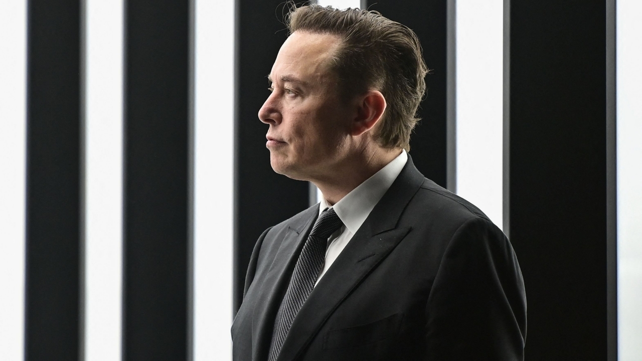 Elon Musk ไล่วิศวกรออกจากบริษัท จากความไม่พอใจที่ยอดวิวบนทวิตเตอร์ของตัวเองลดลง