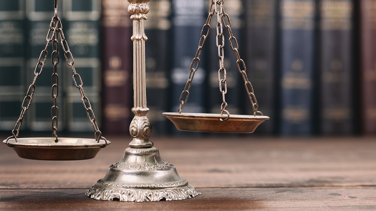 เท่าเทียมกันตาม ก.ม.?