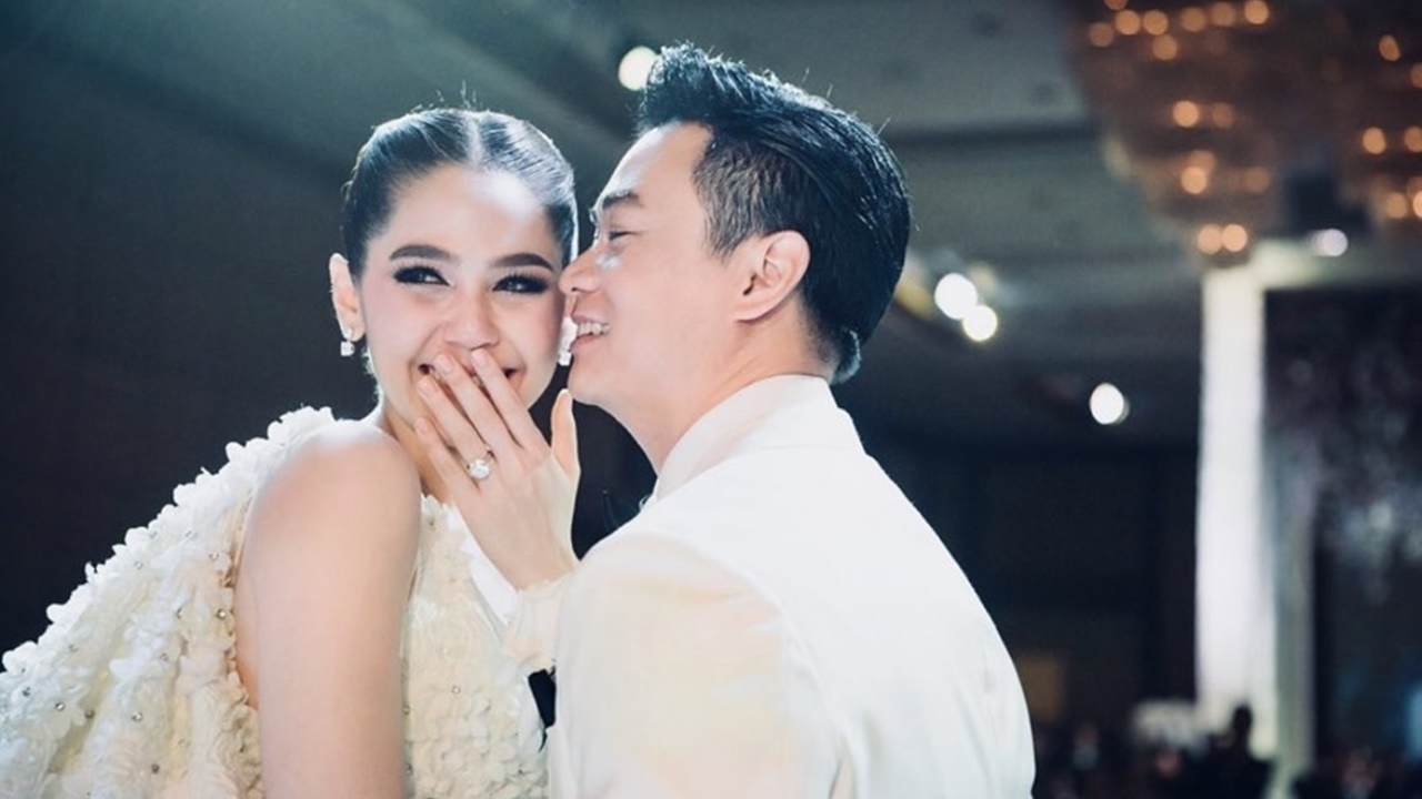 น็อต เผยคนที่แคร์ที่สุดในชีวิตคือ ชมพู่ สร้างมาทั้งหมดก็เพื่อภรรยาและลูก 