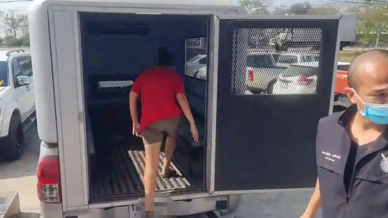 ตำรวจหนองแค ส่งพี่เลี้ยงทำร้ายเด็กสมองบวมฝากขัง พร้อมยื่นค้านประกันตัว