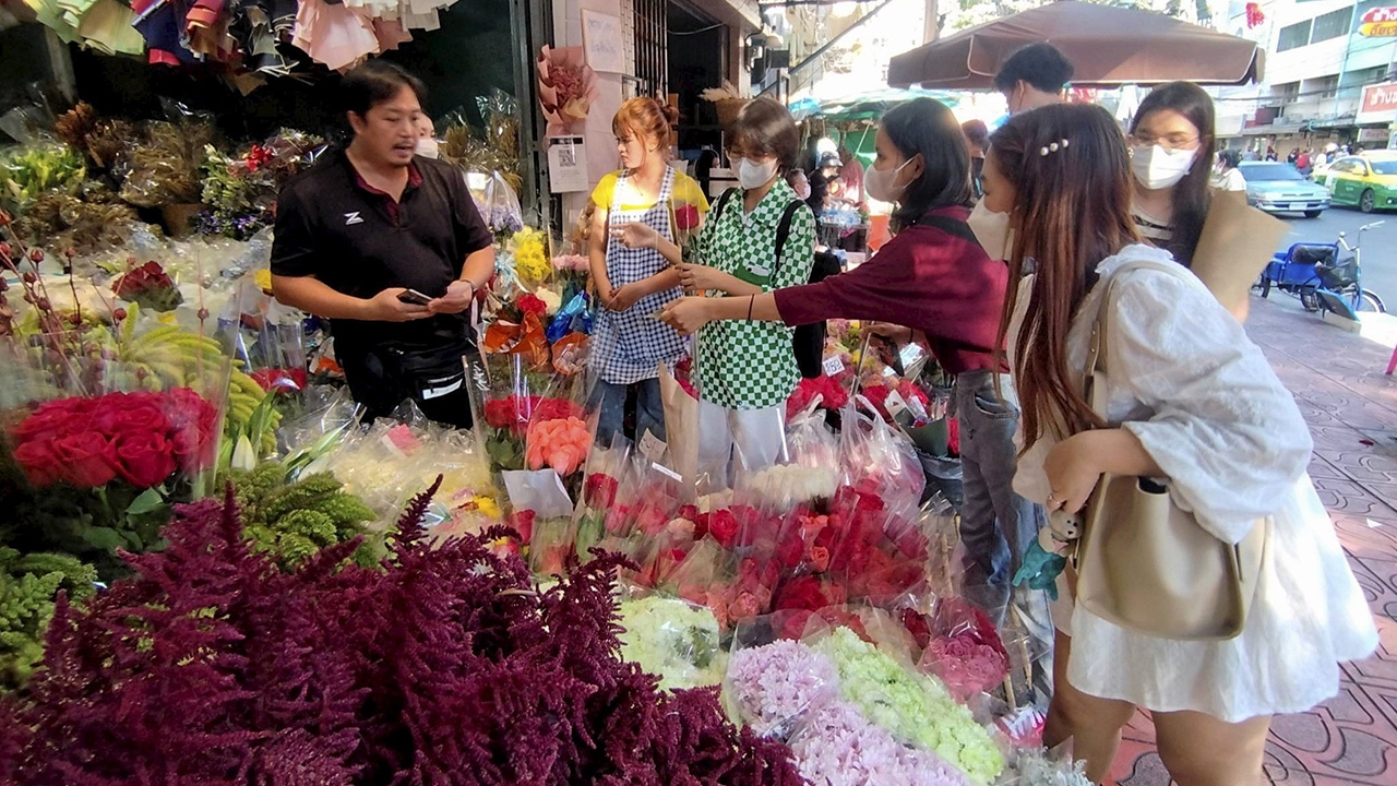 แห่ช็อปกุหลาบ