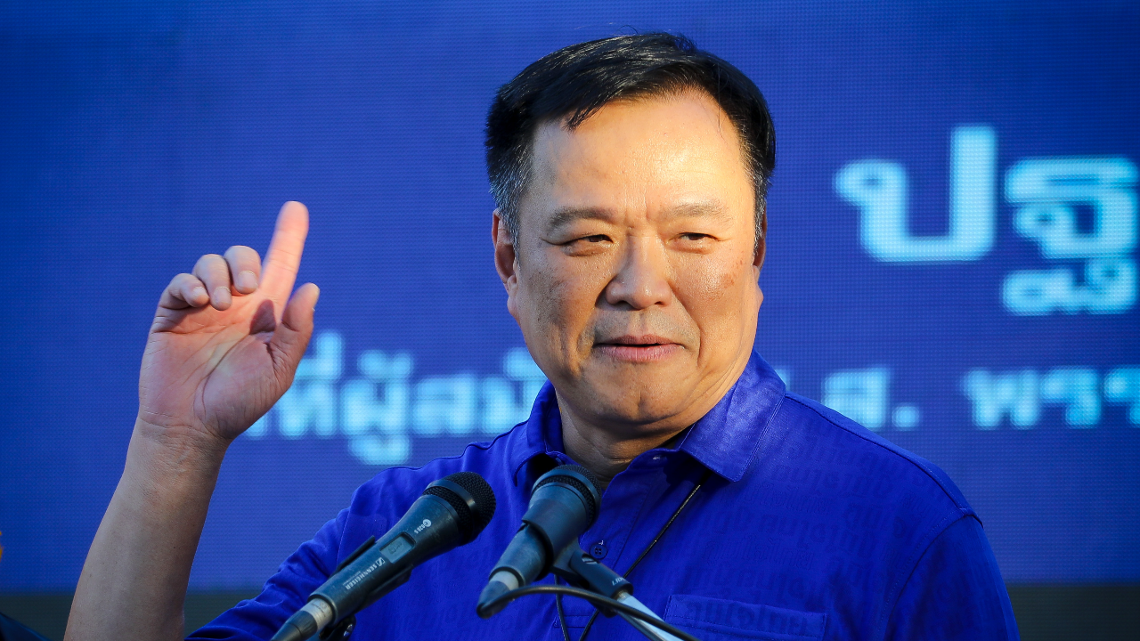 “เสี่ยหนู” ยัน ไม่เกี่ยวกับ “ภูมิใจไทย” หากองค์ประชุมอภิปราย ม.152 ไม่ครบ