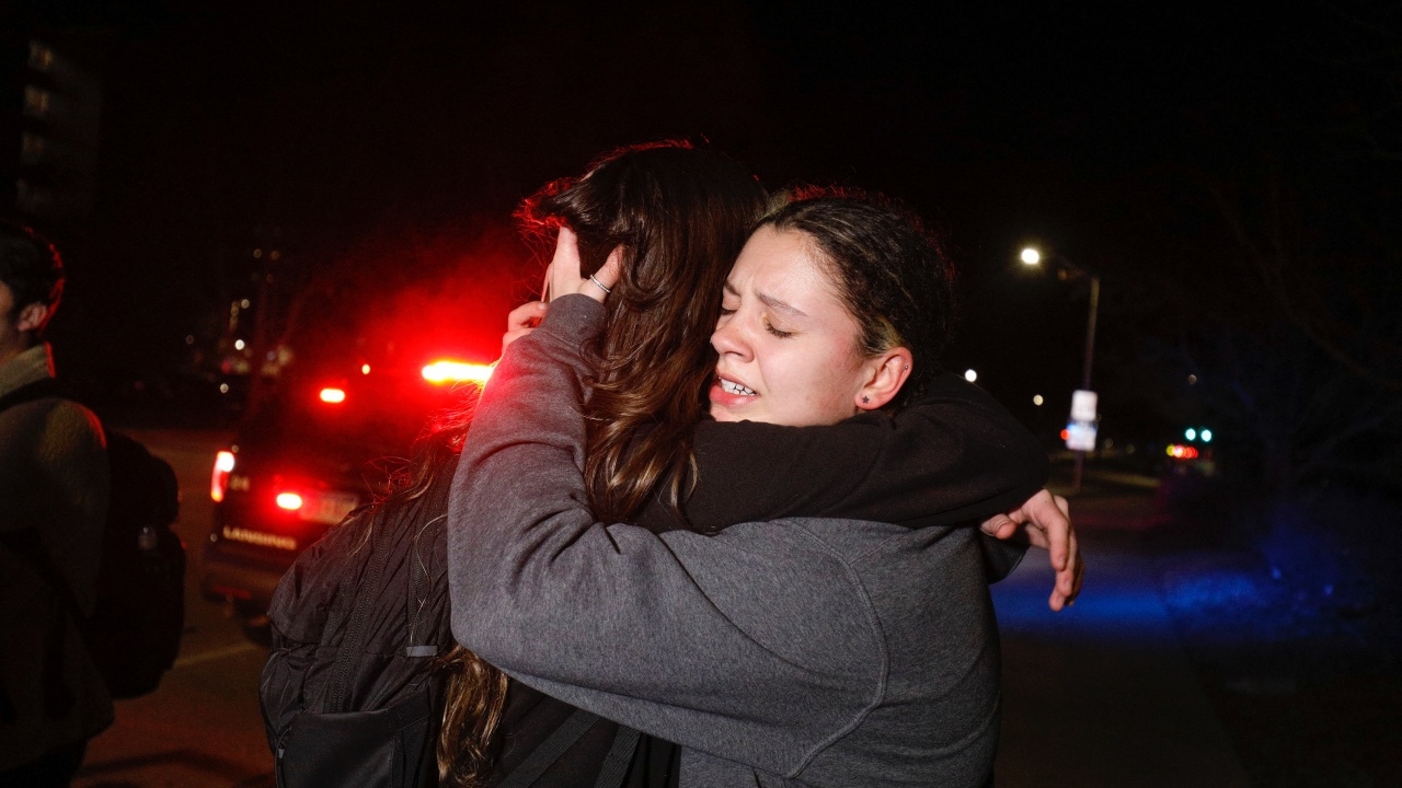 จุดจบมือปืน ปลิดชีพตัวเองแล้ว หลังก่อเหตุสยอง ‘กราดยิงอเมริกา’ ตาย 3 ศพ