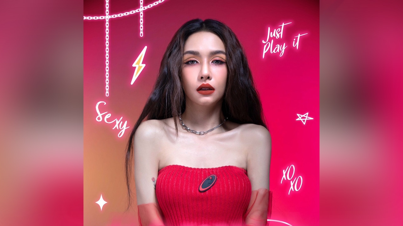 โบกี้ไลอ้อน สวยแซ่บไม่แคร์โสด ปล่อยของร้อนฉ่าแรงรับวาเลนไทน์