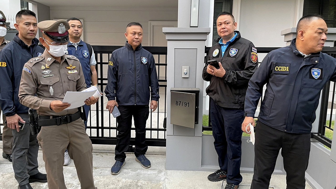 ค้น 3 จังหวัดทลายเว็บพนัน มาเก๊า888 ล็อกมือขวา 4 บ. กบดานอุดรไม่รอด