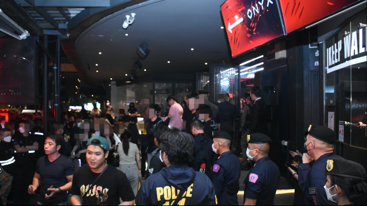 บิ๊กต่อ ลุยล้างบาง มาเก๊า 888 ค้นออนิกซ์ ผับ RCA ชี้เป็นแหล่งฟอกเงิน