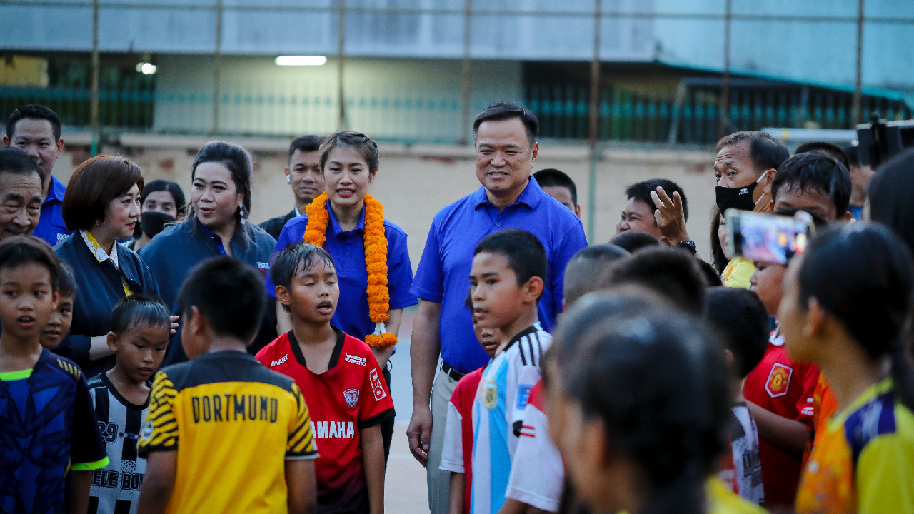 “อนุทิน” ลุยช่วย “พัชรินทร์” หาเสียง อ้อนหนักให้โอกาสพรรคบ้านนอกรับใช้คนกรุงฯ