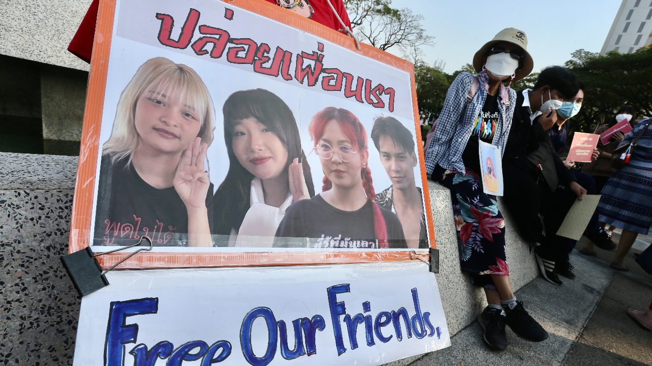 ชวนทั่วโลกเขียนจดหมายด่วนถึง “บิ๊กตู่” จี้ปล่อยตัว “ตะวัน-แบม-ปอ-เก็ท”