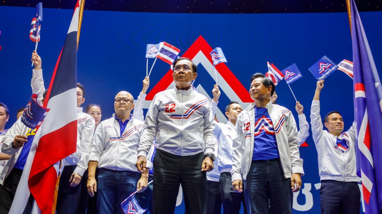 เลือกตั้ง 66 : เพจเชียร์ลุง ปล่อยคลิปปราศรัยย้ำกระแส อย่าให้ “ลุงตู่” สู้คนเดียว