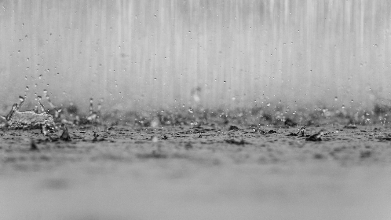 เตือนฉบับ 9 พายุไซโคลน "โมคา" แนวโน้มอ่อนกำลัง ไทยยังฝนตกต่อเนื่อง