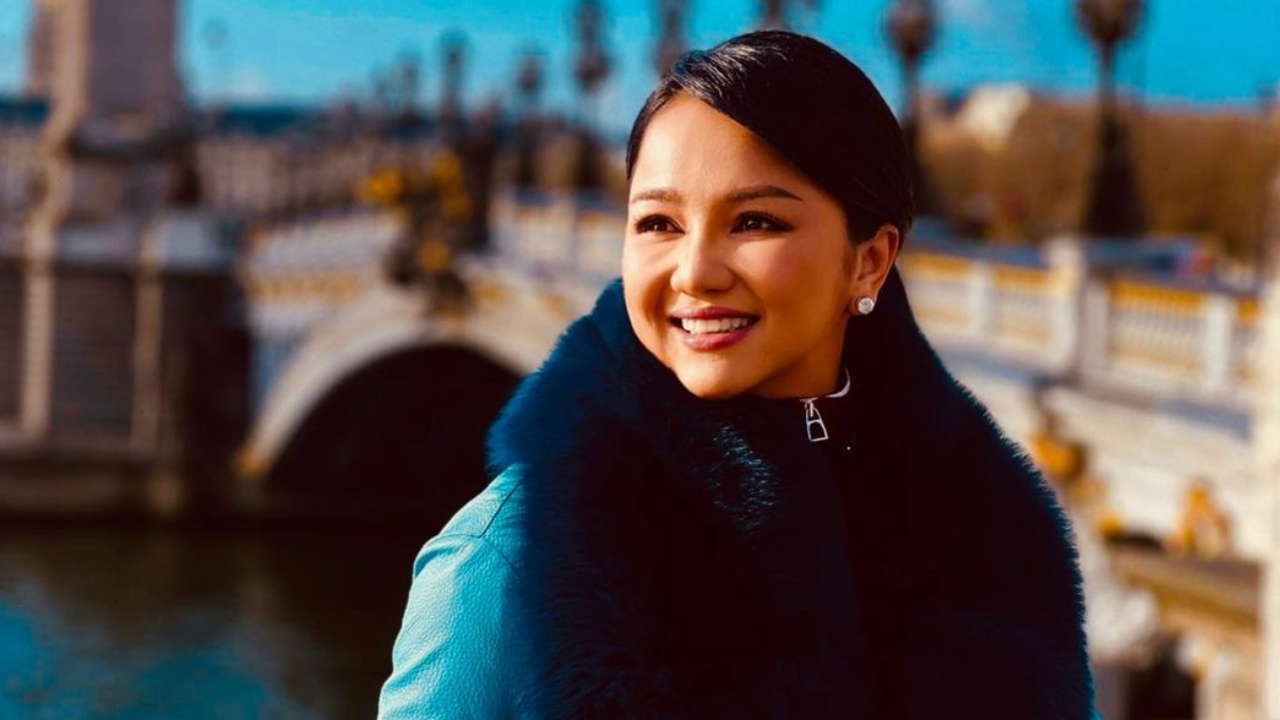 ประวัติ ครูอ้อย เข็มทิศชีวิต และผลงานที่น่าสนใจ