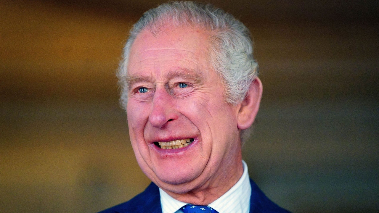 ปฏิรูปสถาบันแบบ “กษัตริย์ชาร์ลส์ที่สาม”