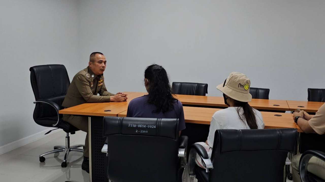 ตร. ทลายร้านขายซิมม้า หวั่นนำไปก่อเหตุทางไซเบอร์ พบขายแล้วกว่าพันซิม