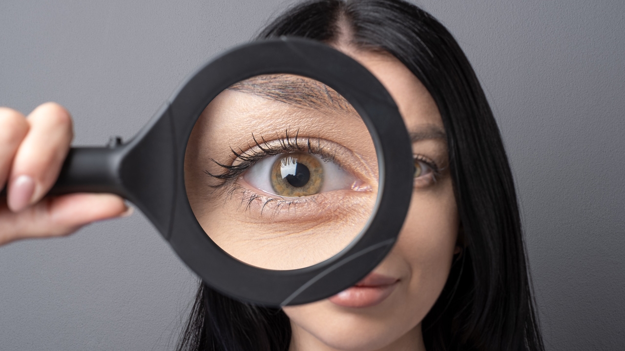 ไขข้อข้องใจ “วุ้นตาเสื่อม”