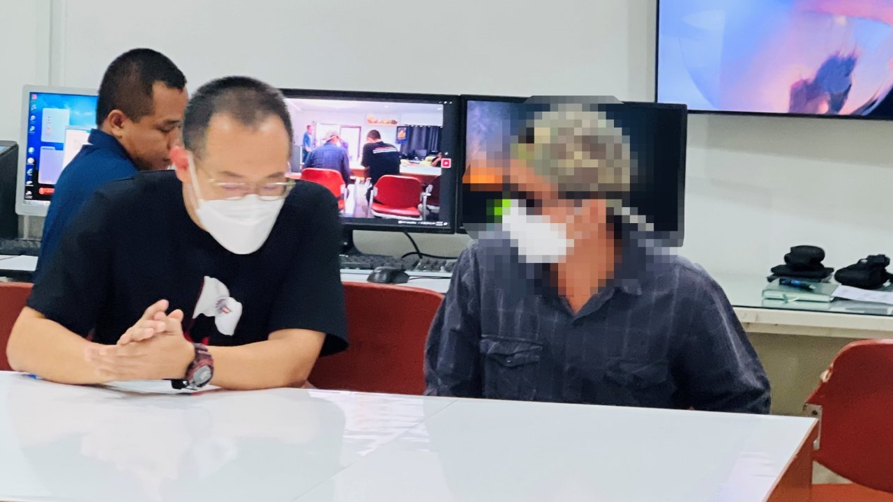 1 ใน 8 ผู้ต้องหาหมายจับยิงถล่มกันที่เมืองนนท์อีกรายมอบตัว สภ.บางศรีเมือง