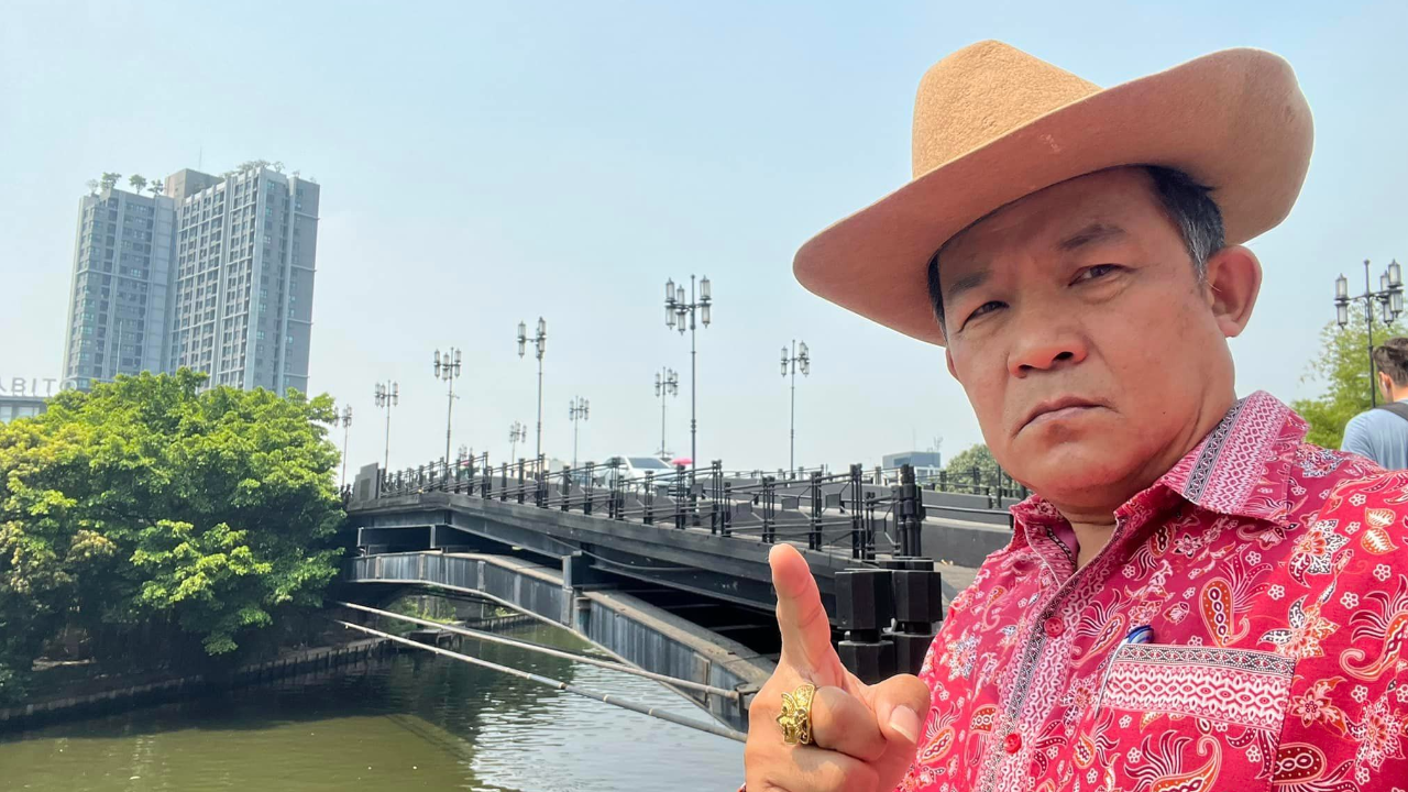 “ศรีสุวรรณ” ถาม “เอก-ป๊อก-ช่อ” ไปวงตั้งรัฐบาลฐานะอะไร “แทค ภรัณยู” โผล่คอมเมนต์